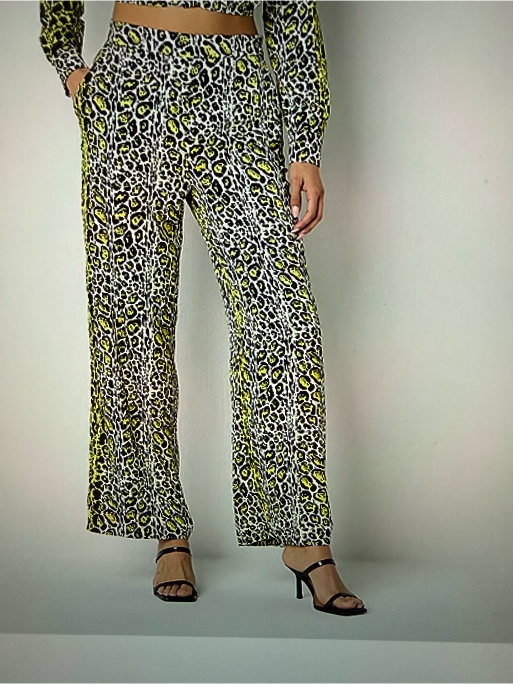 BOLD elements NWT Yellow Black White Vibrant Animal Print Straight Leg Pants XL